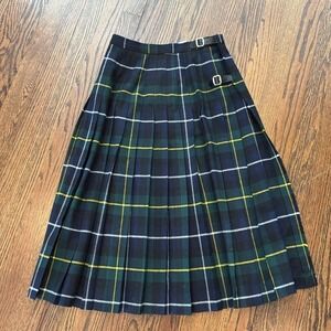 Kinloch Anderson Tartan Kilted Skirt Pleated Wool Green Plaid‎ Sz 10 GB Buckle